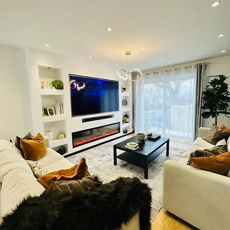La Six_jml Holiday home